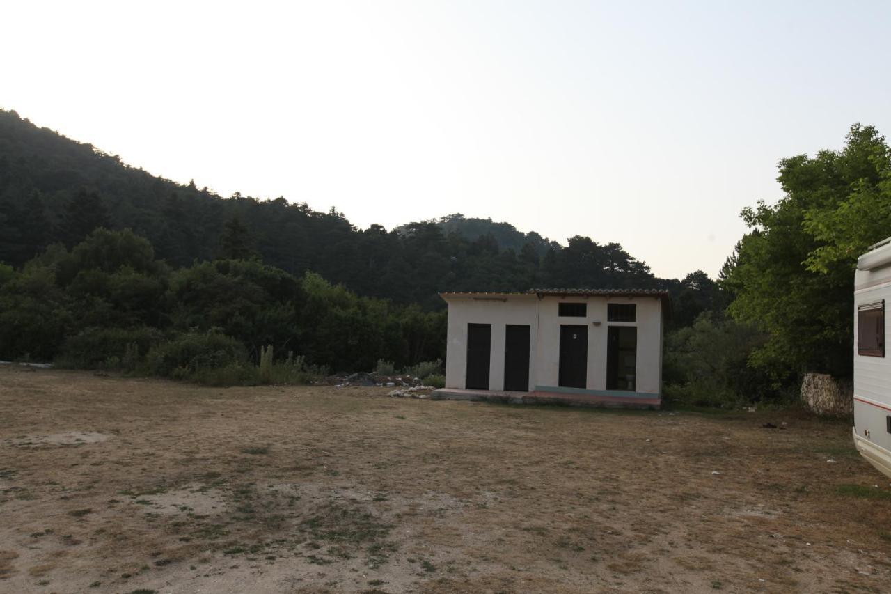 Hamiti Camping Center Dukat Buitenkant foto