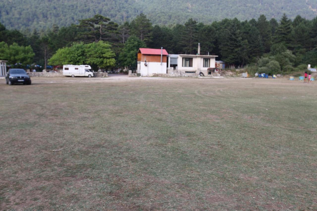Hamiti Camping Center Dukat Buitenkant foto